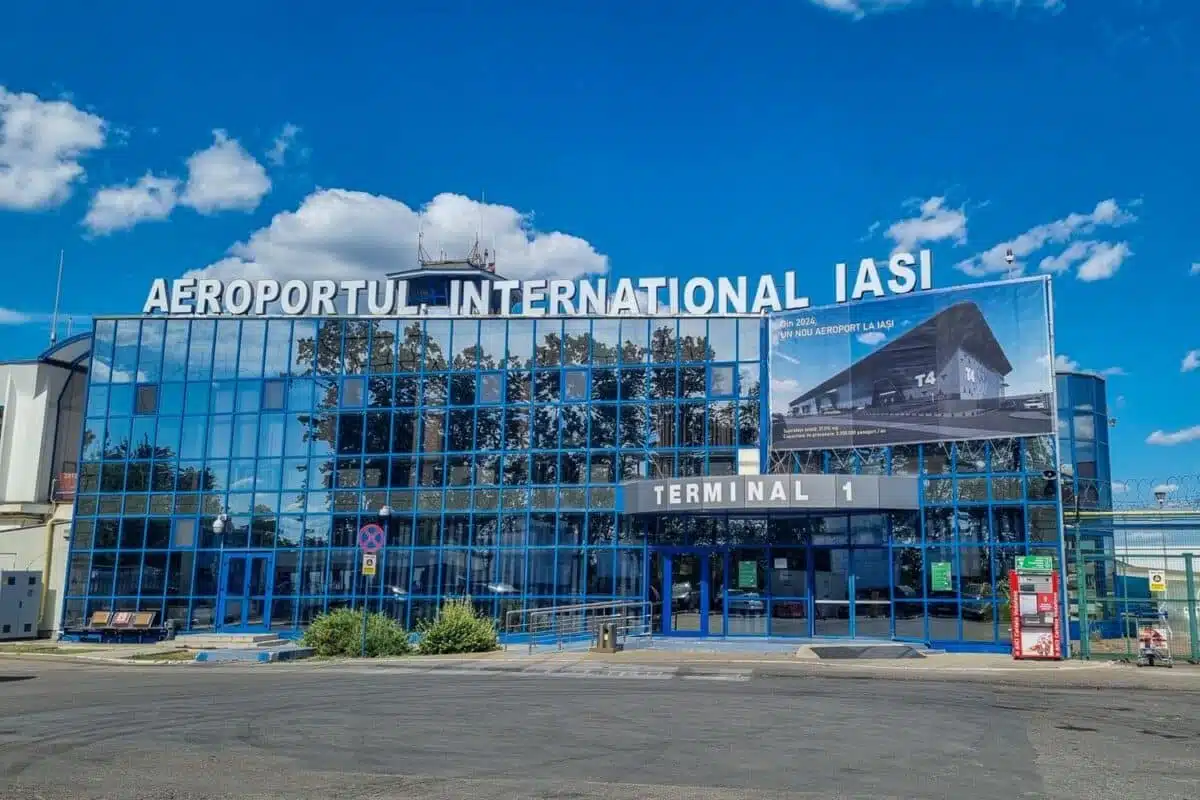 iasi airport 1 1200x800 1
