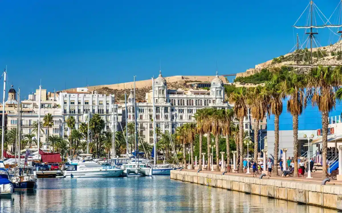 spain alicante 1200x747 1