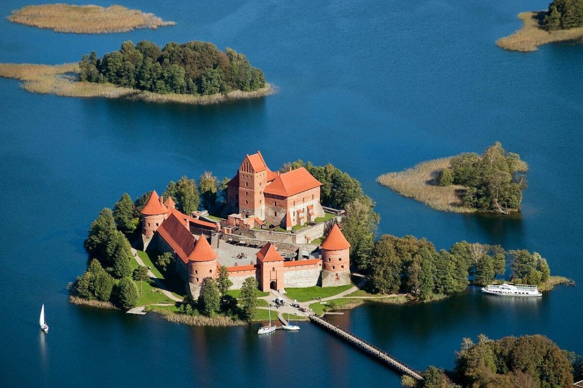 trakai castle 1200x798 1