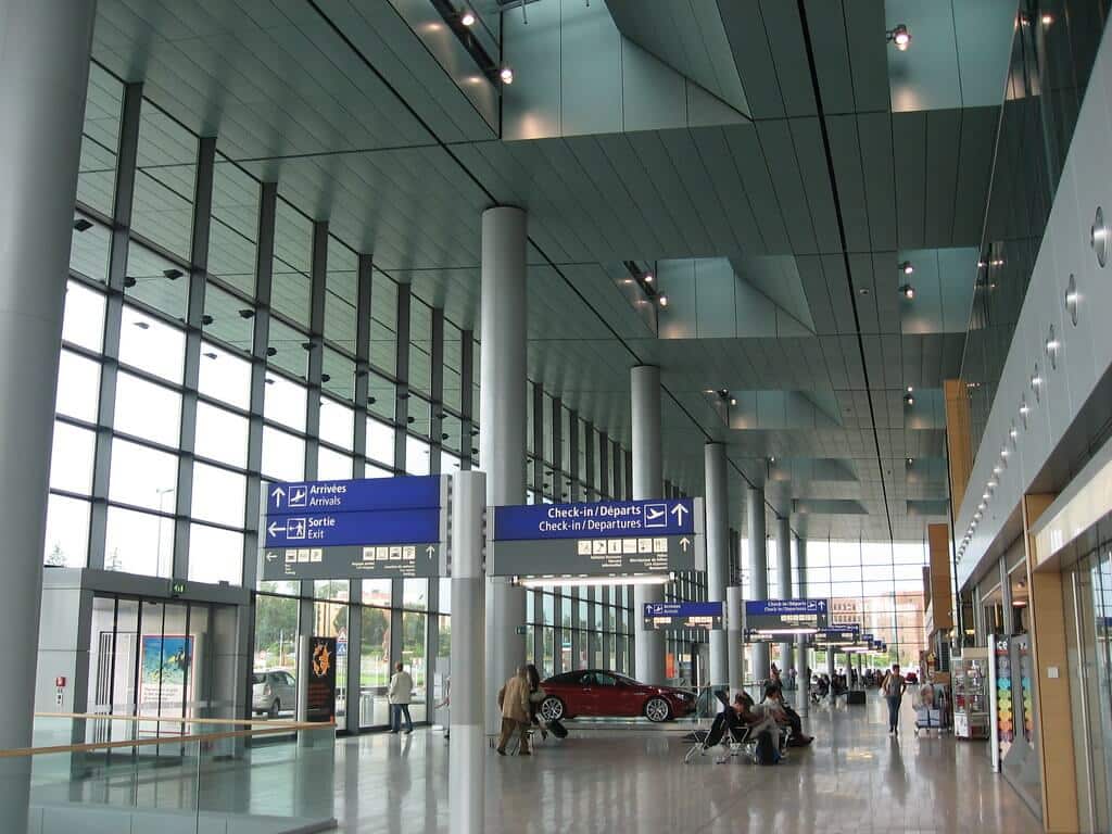 Luxembourg airport terminal 1