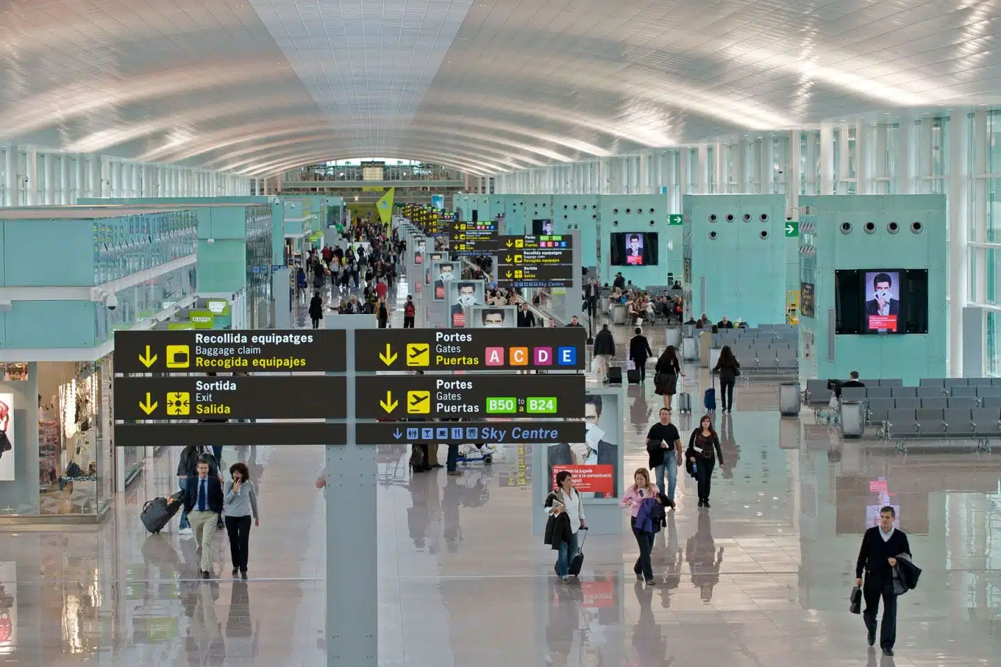 barcelona airport terminal