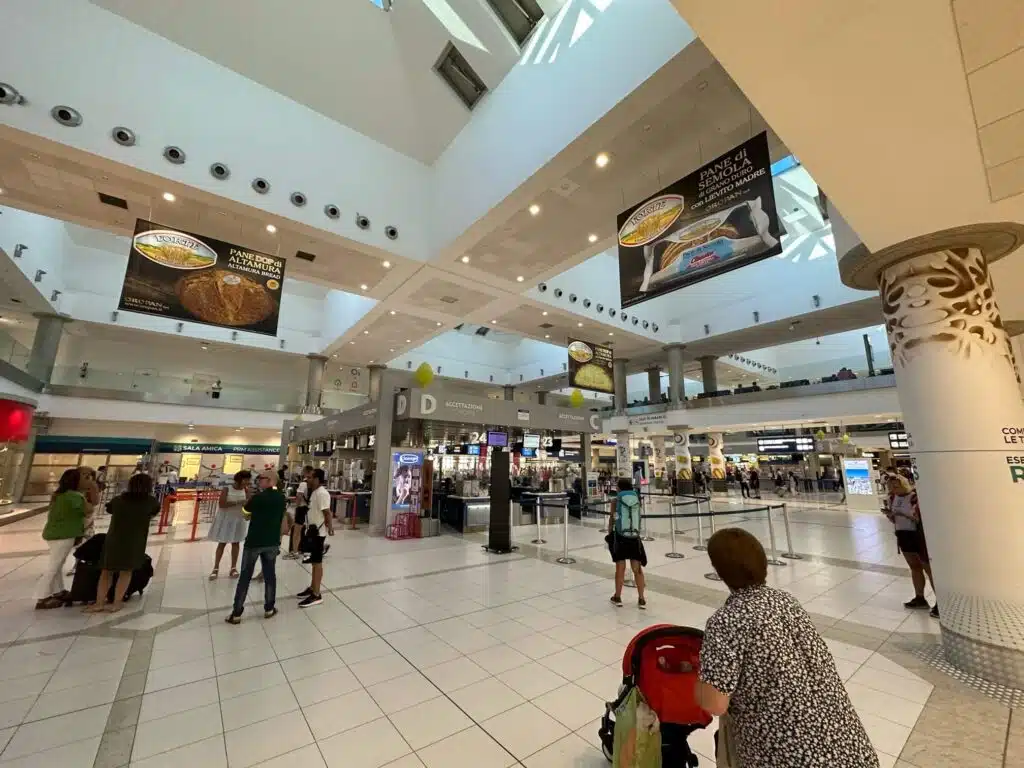 bari airport