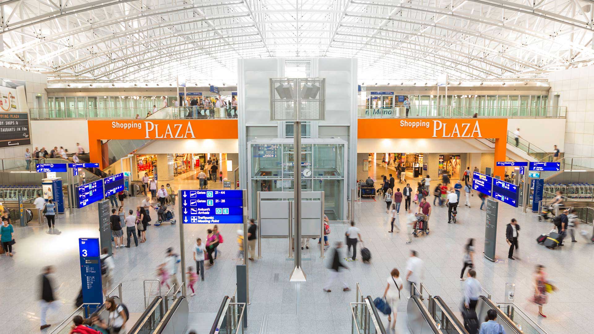 Servicio de traslado al aeropuerto de Fráncfort 5 frankfurt airport Terminal
