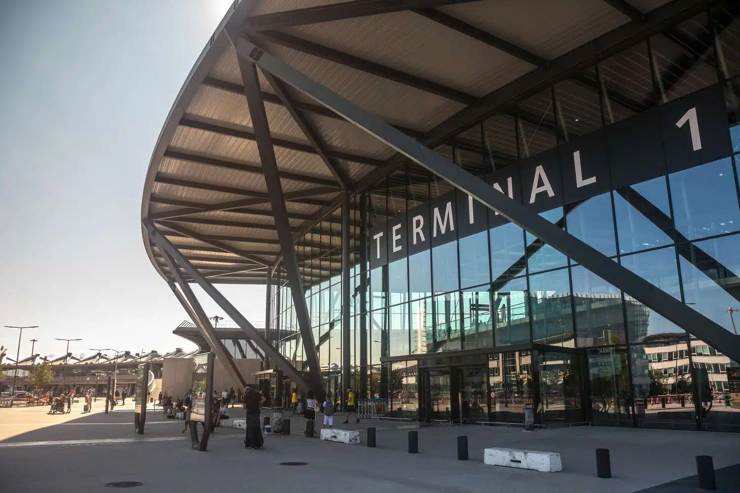 lyon airport transfer