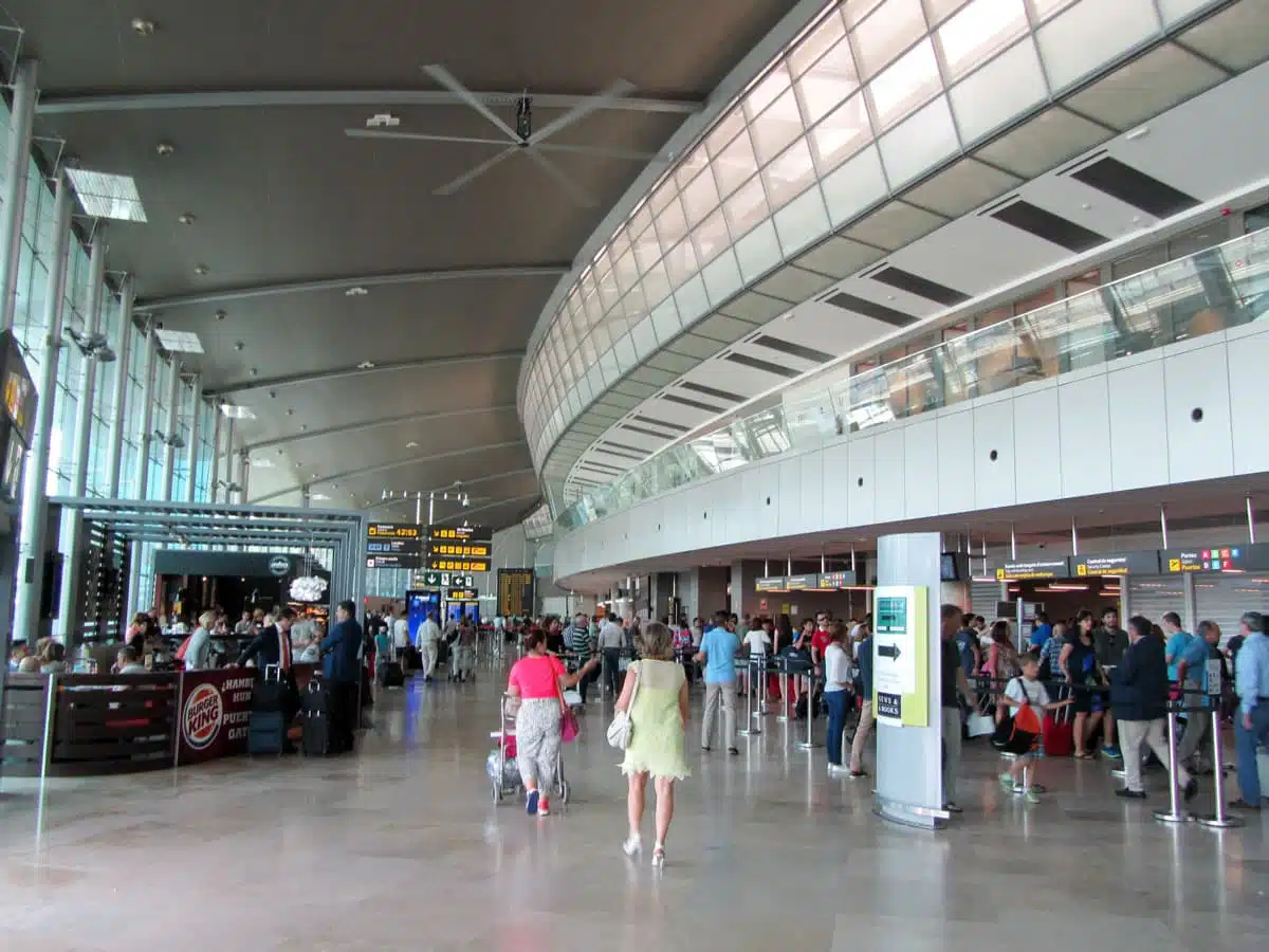 valencia airport