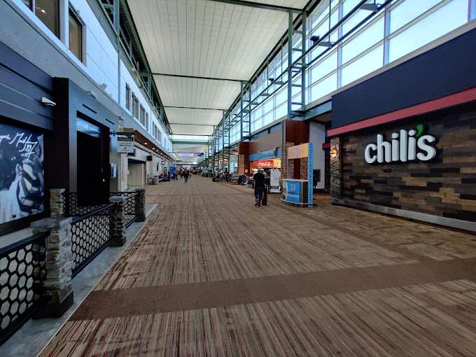 Edmonton International Airport (YEG)