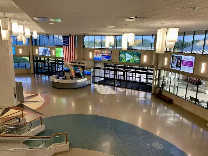 Mobile Regional Airport (MOB)
