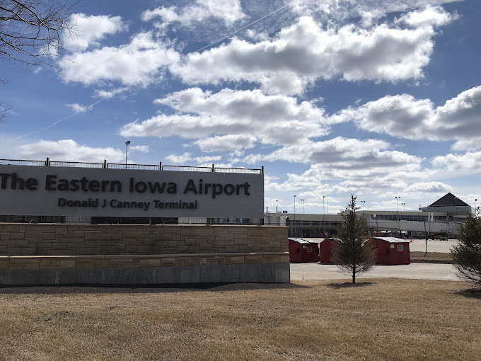 Iowa City 2 cesar rapids airport