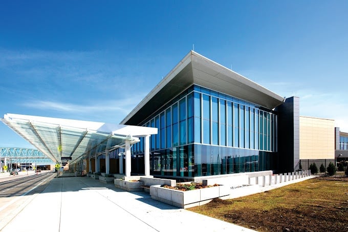 Wichita 6 Dwight D. Eisenhower Airport (ICT)