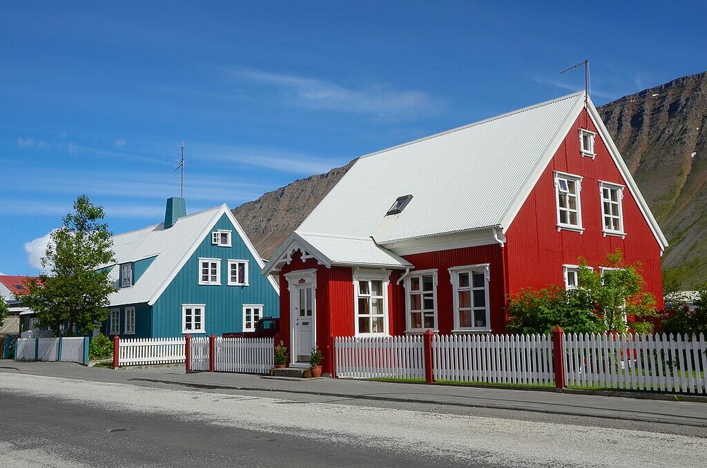 Isafjordur private driver