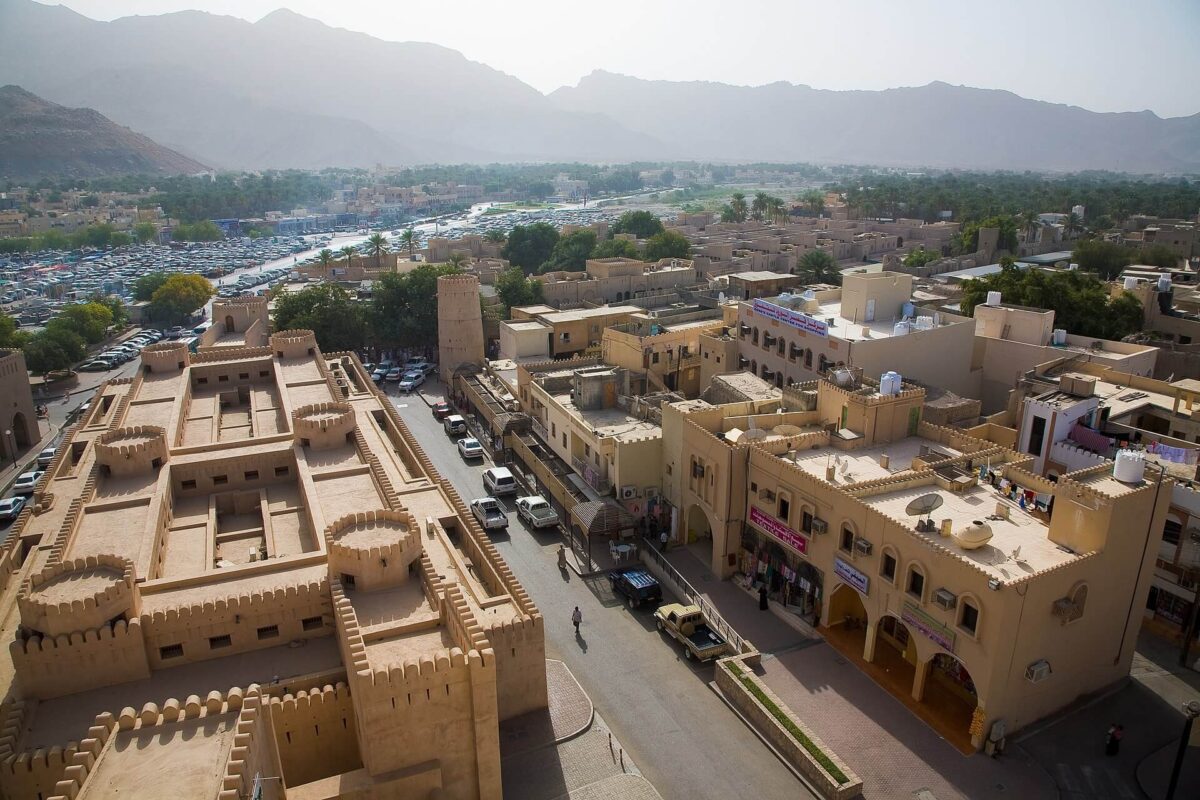 Nizwa chauffeur service
