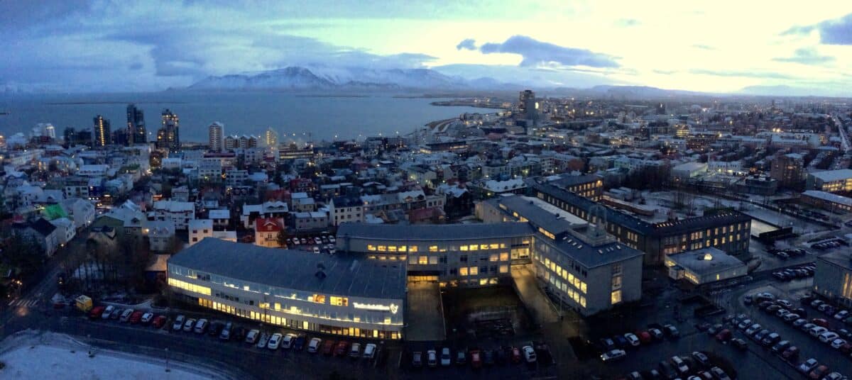 Reykjavik 21 Reykjavík chauffeur service