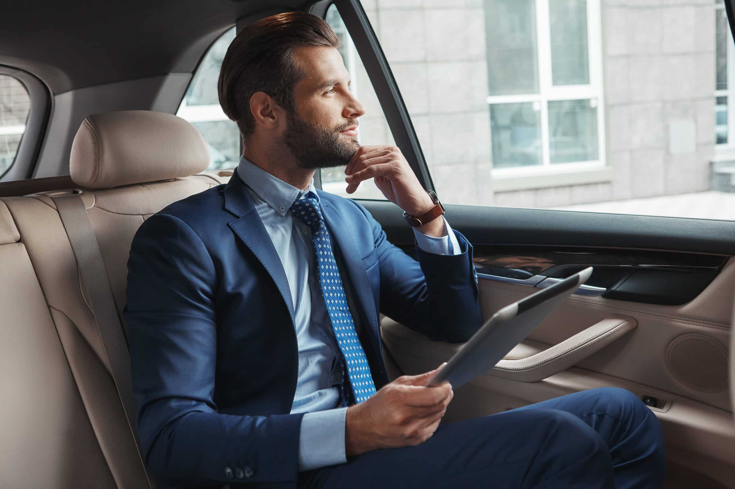 10 Questions to Ask Before Booking a Chauffeur 1 10 Questions to Ask Before Booking a Chauffeur