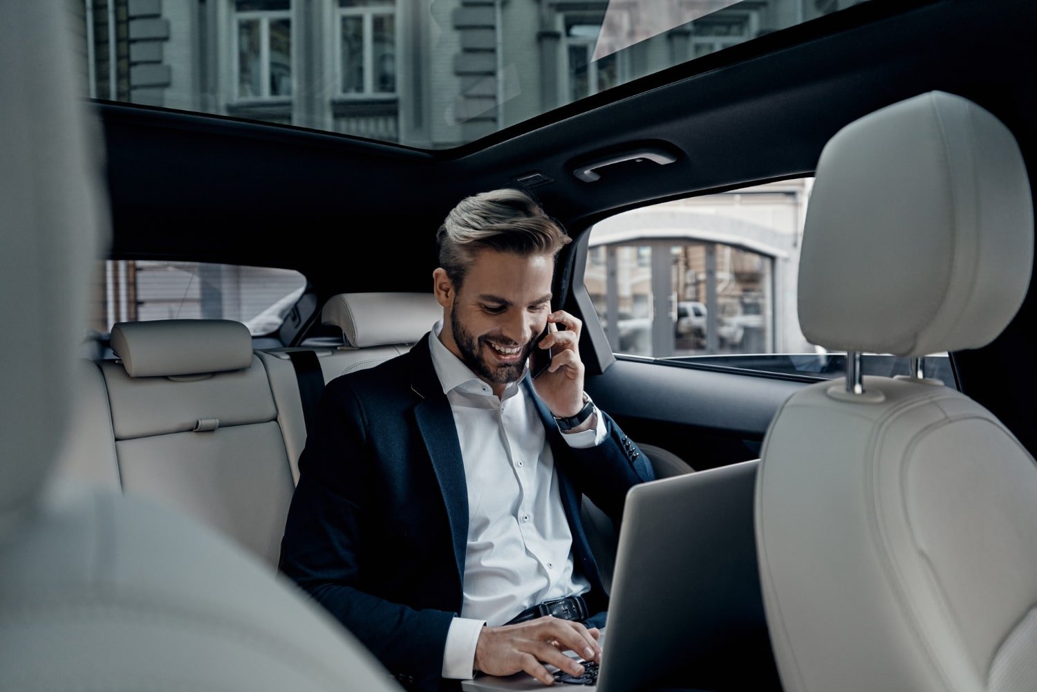 Car Service Montreal: Bilingual Excellence for International Business 2 Car Service Montreal: Bilingual Excellence for International Business