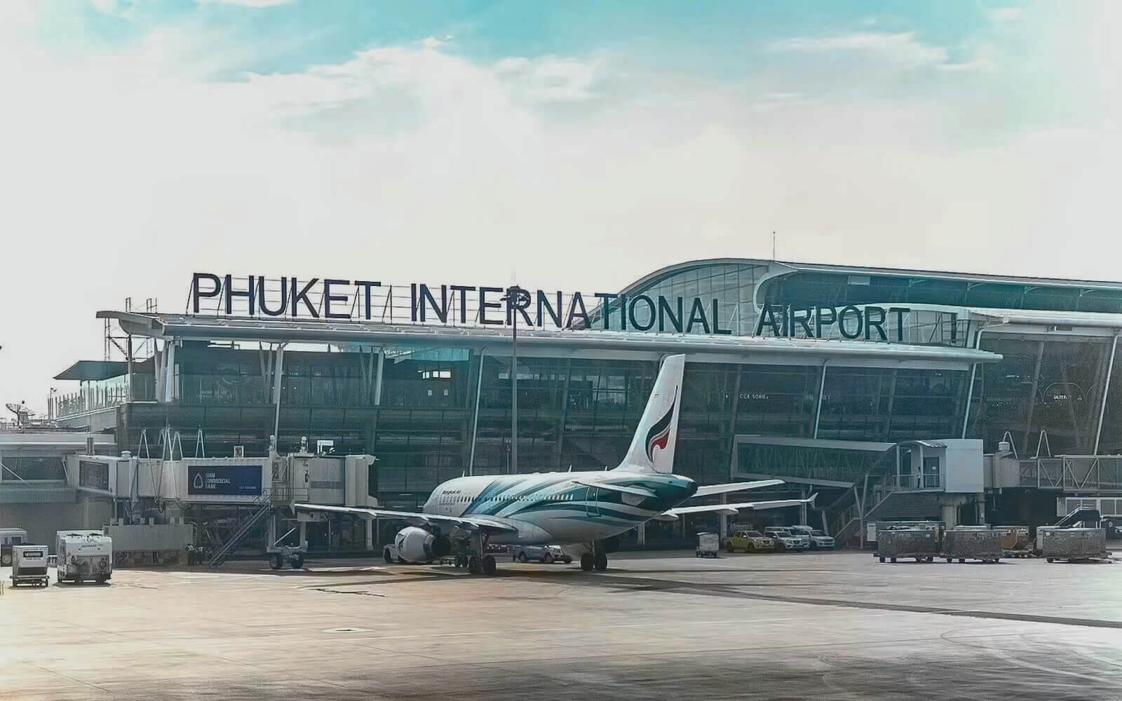 phuket flughafen transfers