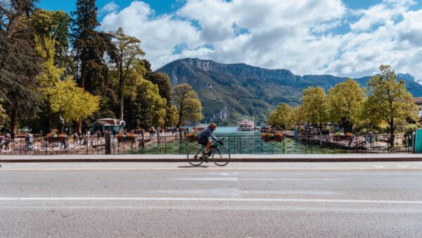 Homepage 28 Tour de France 2026: Following the Race in Style