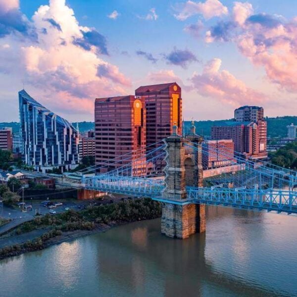 Covington chauffeur service by the hour Covington private driver by the hour