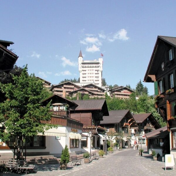 Gstaad chauffeur service by the hour