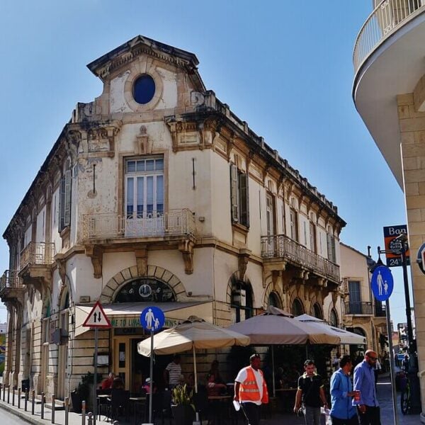 Limassol chauffeur service by the hour