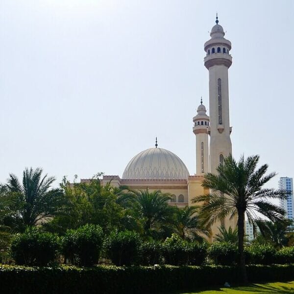 Manama chauffeur service by the hour