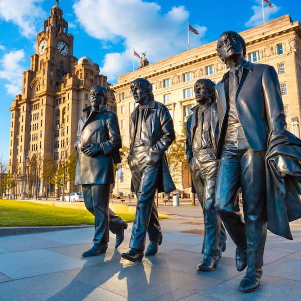 liverpool chauffeur b ythe hour