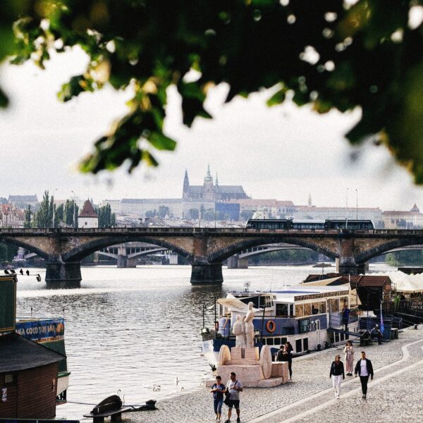 prague chauffeur by the hour