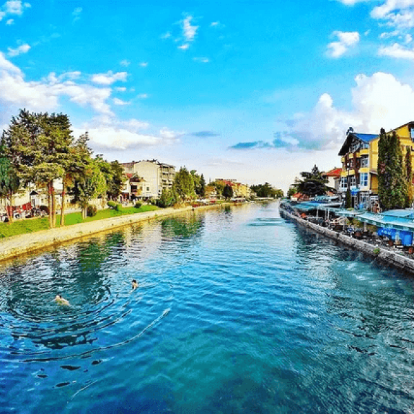 struga chauffeur by the hour