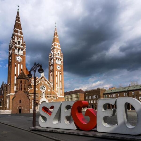 szeged city sign