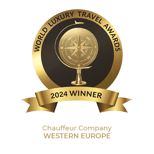 Merci pour cette incroyable année 2024 et joyeuses fêtes ! 2 2024 World Travel Luxury Awards - Chauffeur Company Winner Logo pour Chauffeurs & Services CF